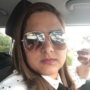 Meet your Posher, Yulitza